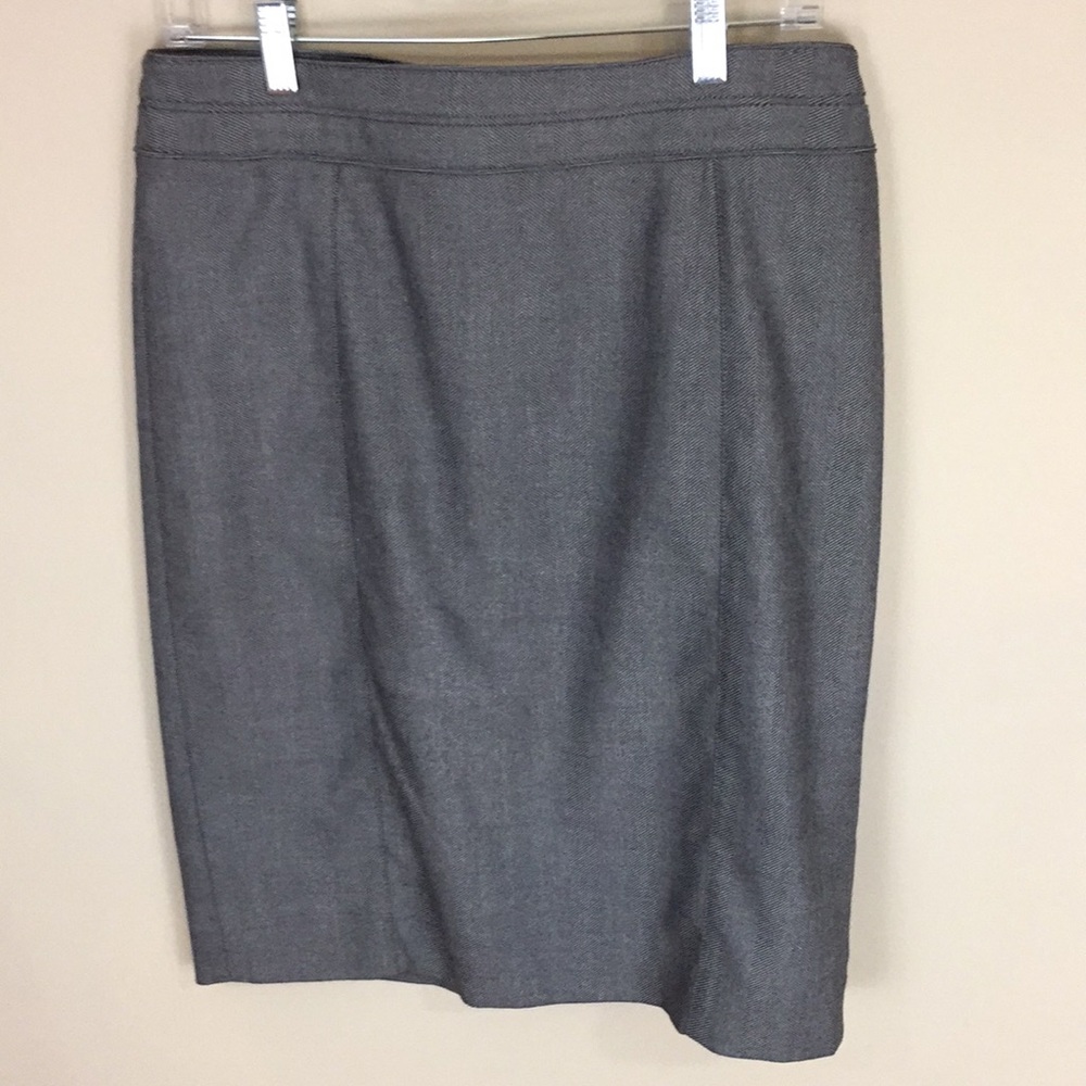 WHBM Black and White Tweed Pencil Skirt Size 8